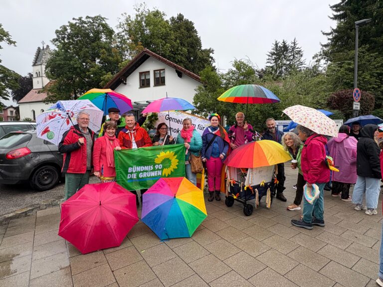 Erster CSD in Wolfratshausen – Ein starkes Zeichen für Vielfalt und Toleranz