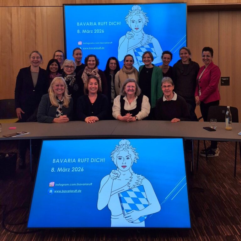 Bavaria ruft!  – Politisch interessierte Frauen treffen sich auf der Theresienwiese und im Münsinger Rathaus
